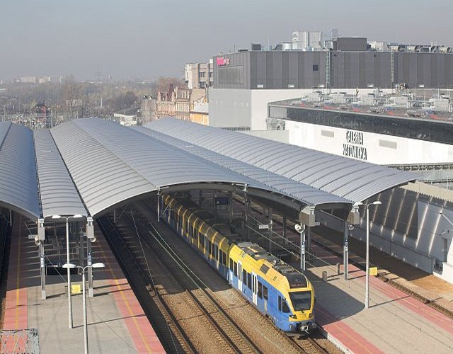 SL Spółka z o.o. - drzwi i bramy przeciwpożarowe, zabezpieczenia przeciwpożarowe, samonośne dachy łukowe